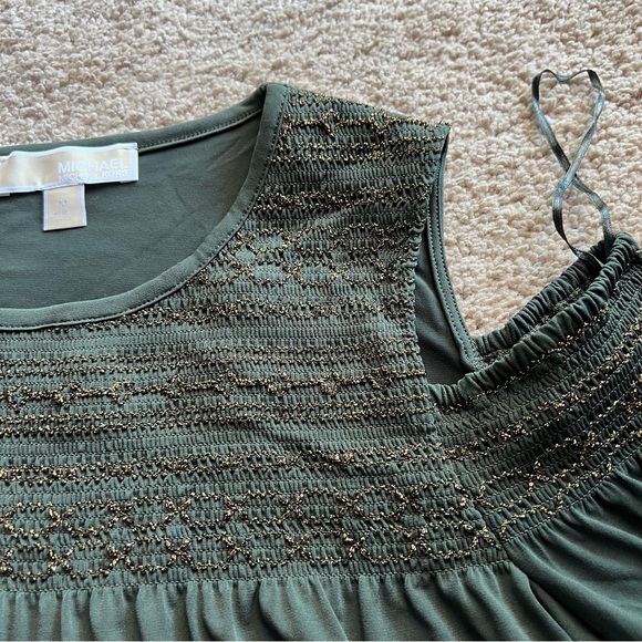 MK cold shoulder top - Picture 6 of 7